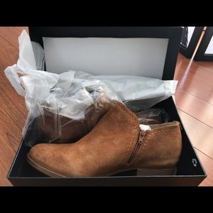 Natrulizer Boots size 10M